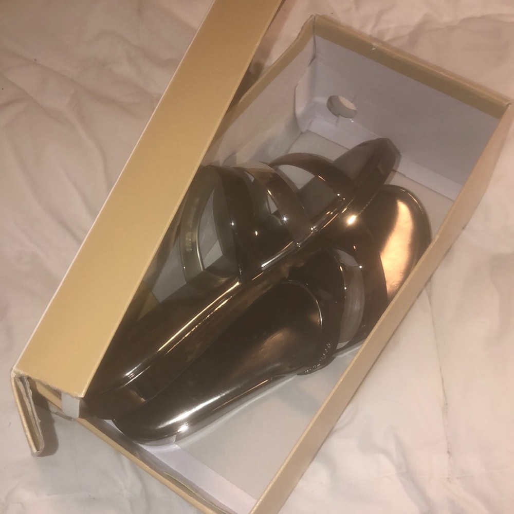 NWT Michael Kors sandals
